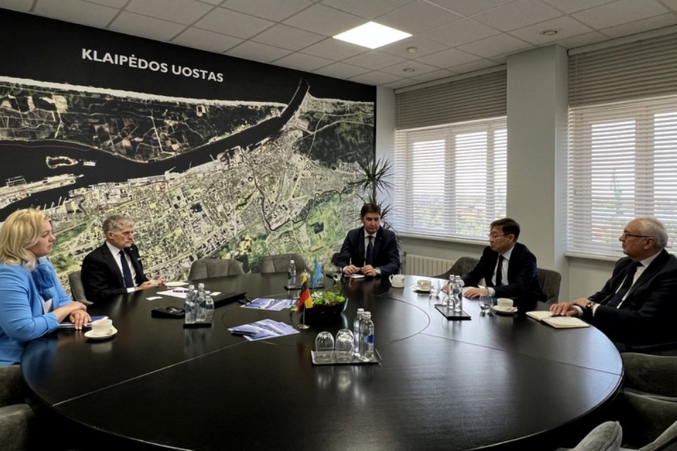 Išaugo Klaipėdos uosto ir Kazachstano bendradarbiavimo apimtys