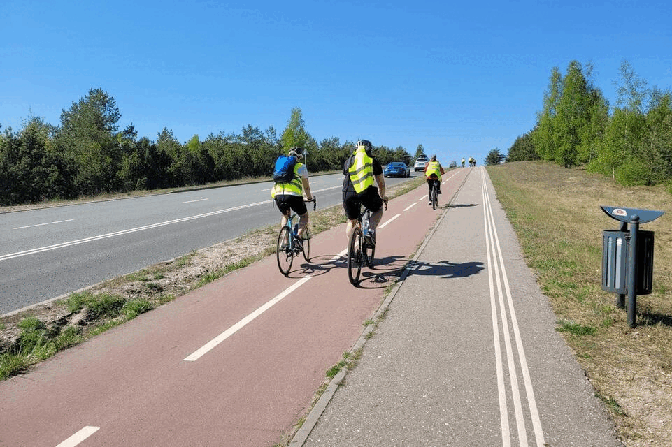 Stabdomas dviračių eismas Kuršių nerijoje: darbus žada baigti tik vasarai įpusėjus  (atnaujinta)