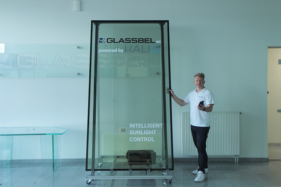 „Glassbel“ bendradarbiaus su JAV išmaniojo stiklo technologijos gamintoja