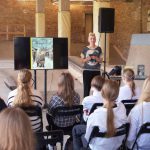 Paauglių literatūros festivalis „Juoda – Balta“ sugrįžta