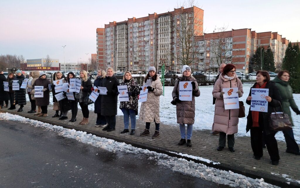 piketas prie Ąžuoliuko