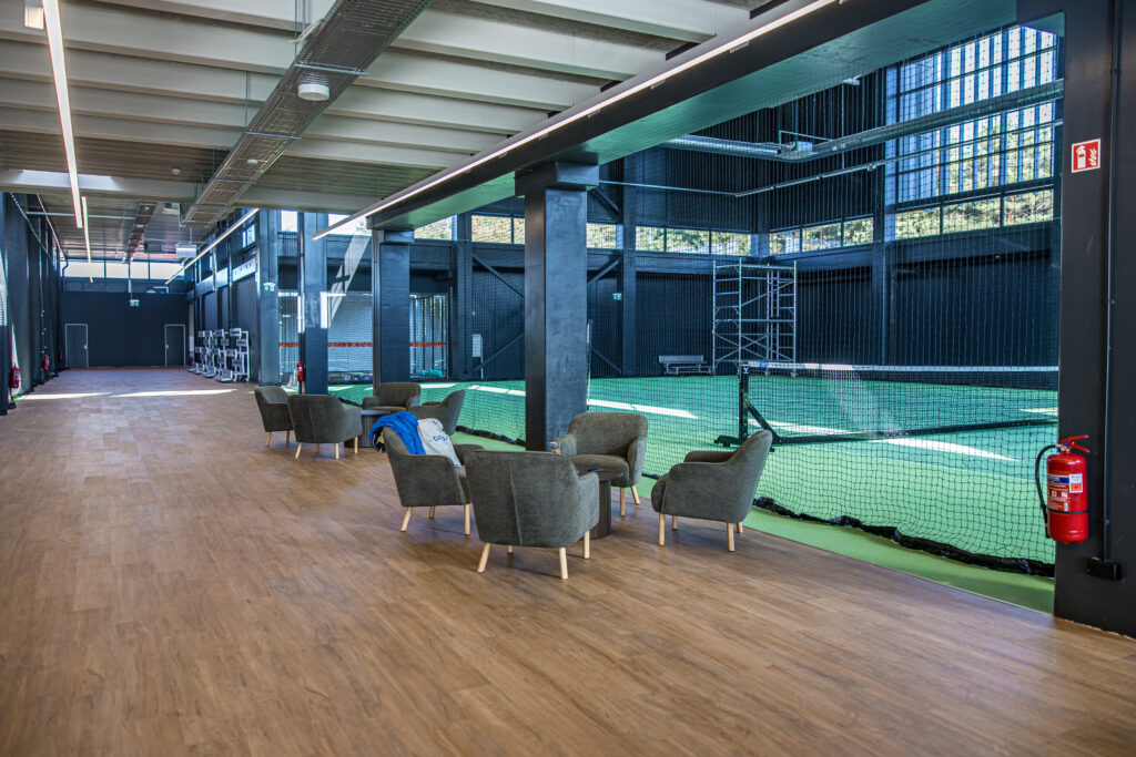 Palangos teniso arena