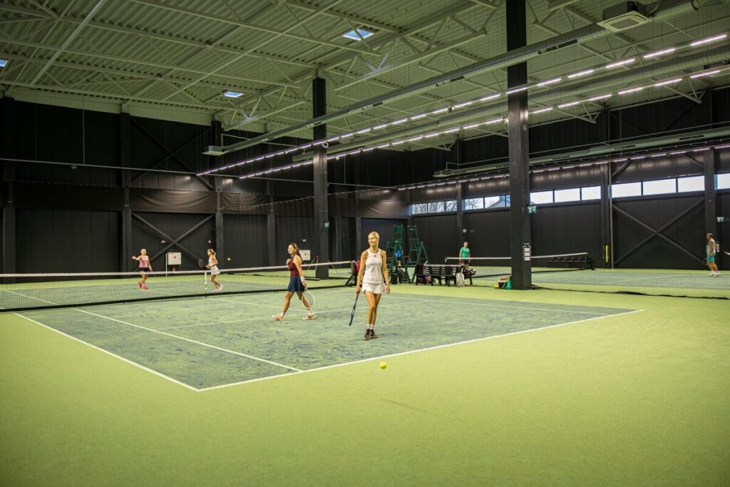 Palangos teniso kortai