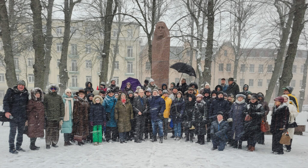 Donelaičio aikštė