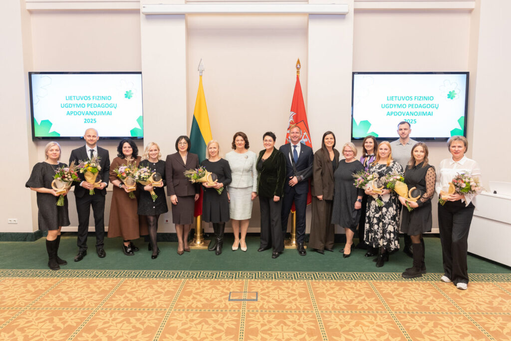 Fizinio ugdymo pedagogų apdovanojimai