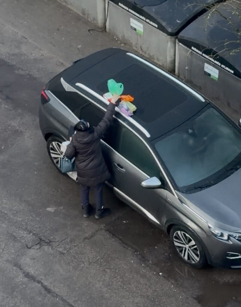 Kiemo šiukšlintoja, skaitytojos nuotr.