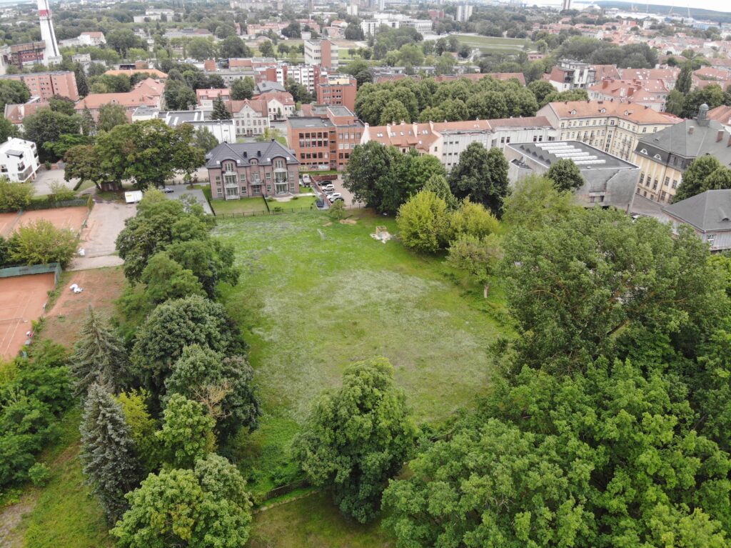 Buvęs stadionas šalia Skulptūrų parko
