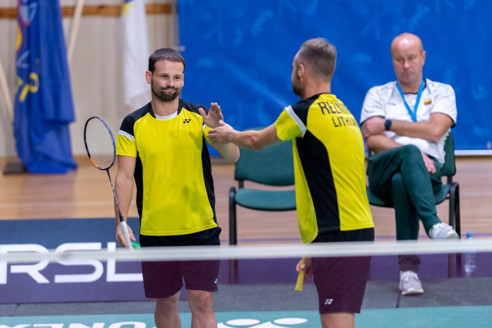 Europos kurčiųjų badmintono čempionate lietuviai sutriuškino prancūzus