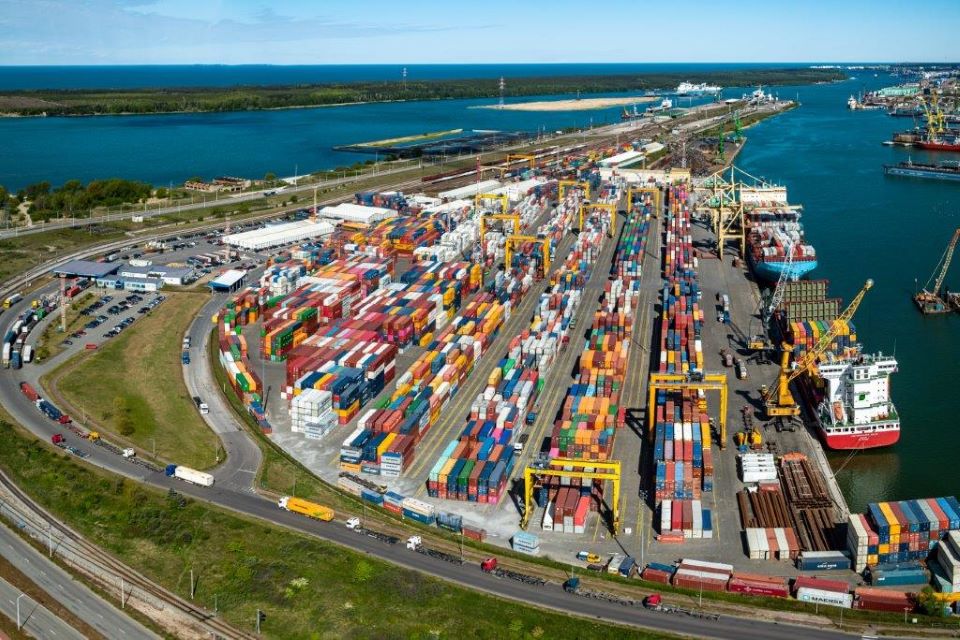 Грузооборот в портах стран Балтии продолжает снижаться – Клайпеда удерживает позиции лидера