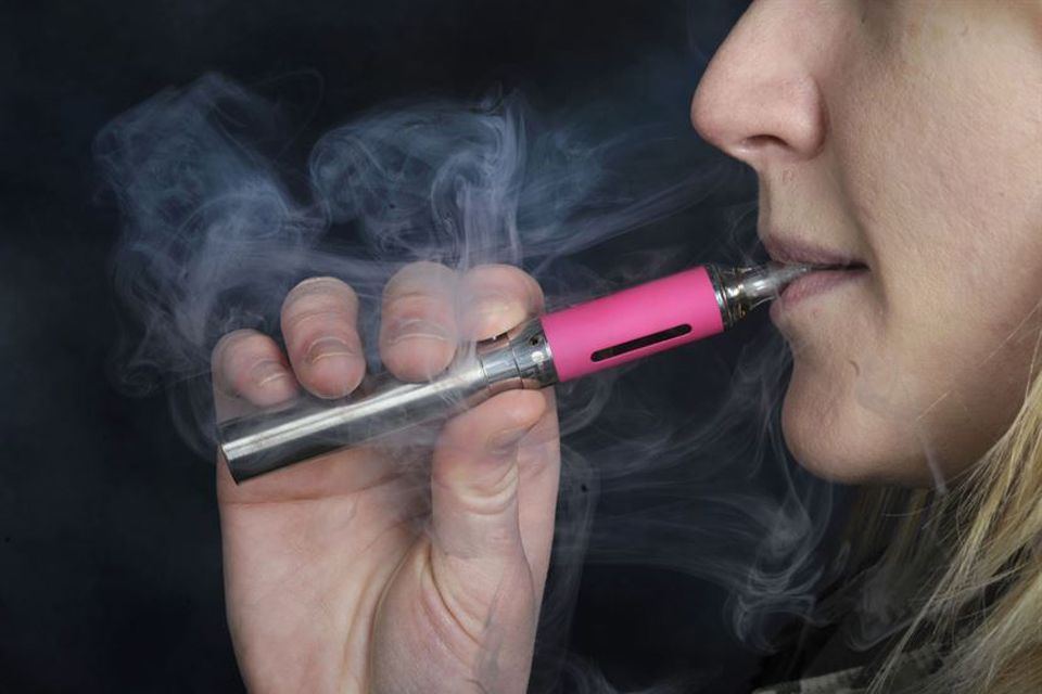 Įtariama, jog nepilnamečiai  elektronines cigaretes pildė narkotiniu skysčiu