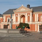 Клайпедский драматический театр организовал досуг для детей из Украины